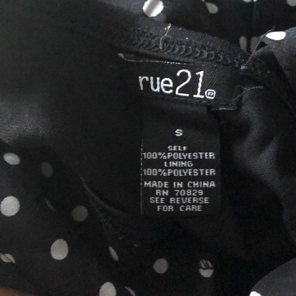 polka dot dress with collar and buttons - Picture 4 of 4